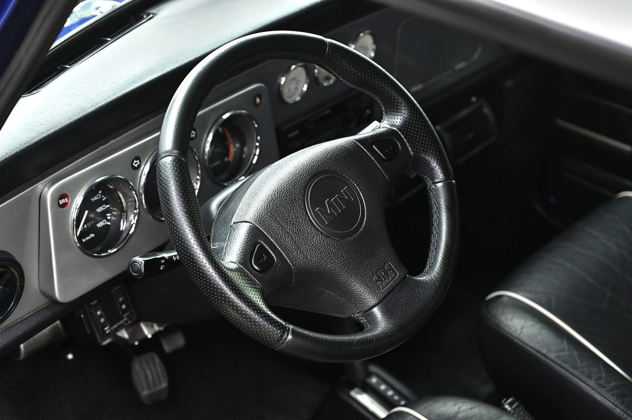 Mini Cooper 拋光與鍍膜完工與細節實拍 第 4 張（共 7 張）——捷匠淡水旗艦店施工實錄