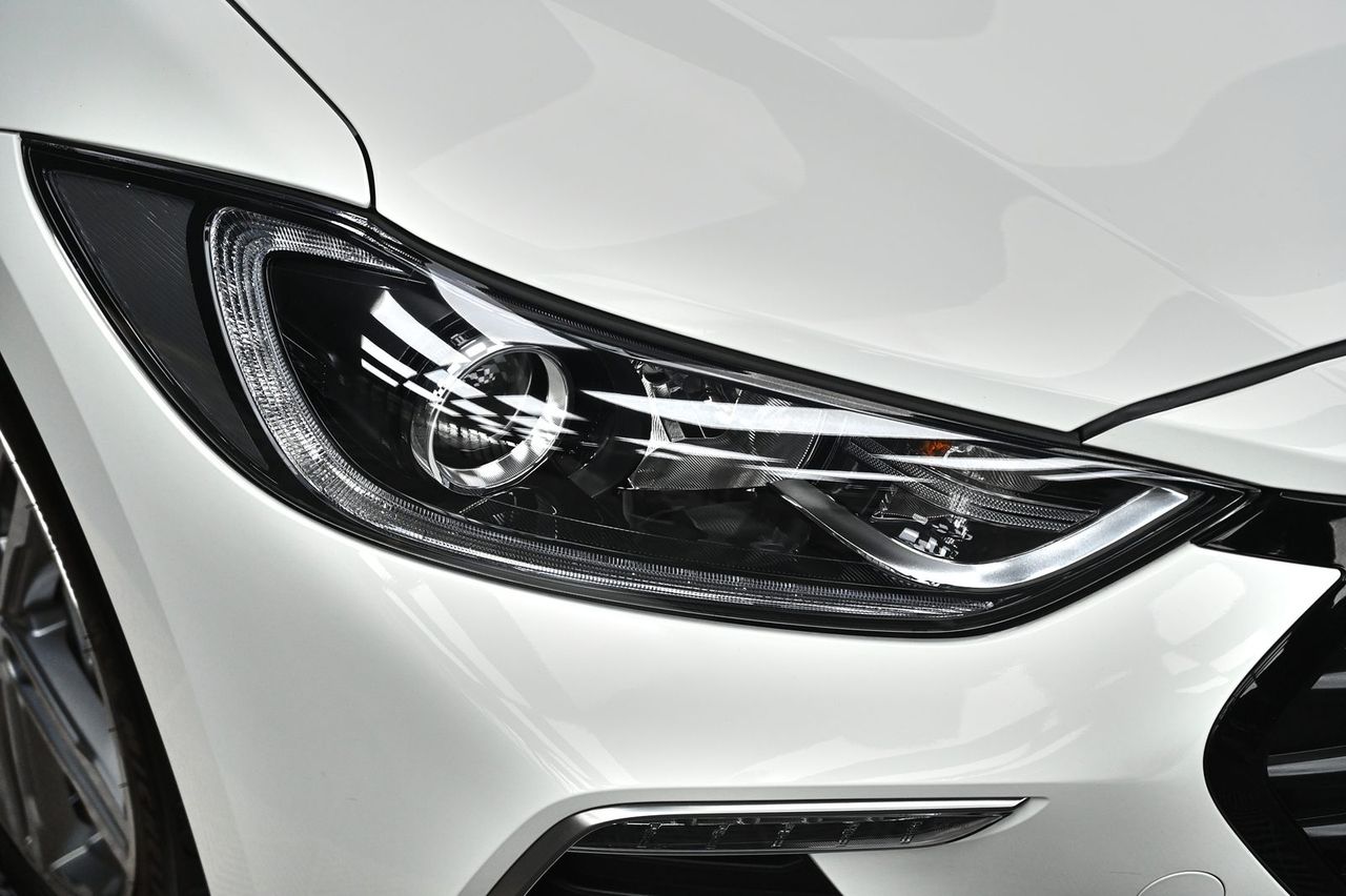 Hyundai Elantra 拋光與鍍膜完工與細節實拍 第 3 張（共 7 張）——捷匠淡水旗艦店施工實錄
