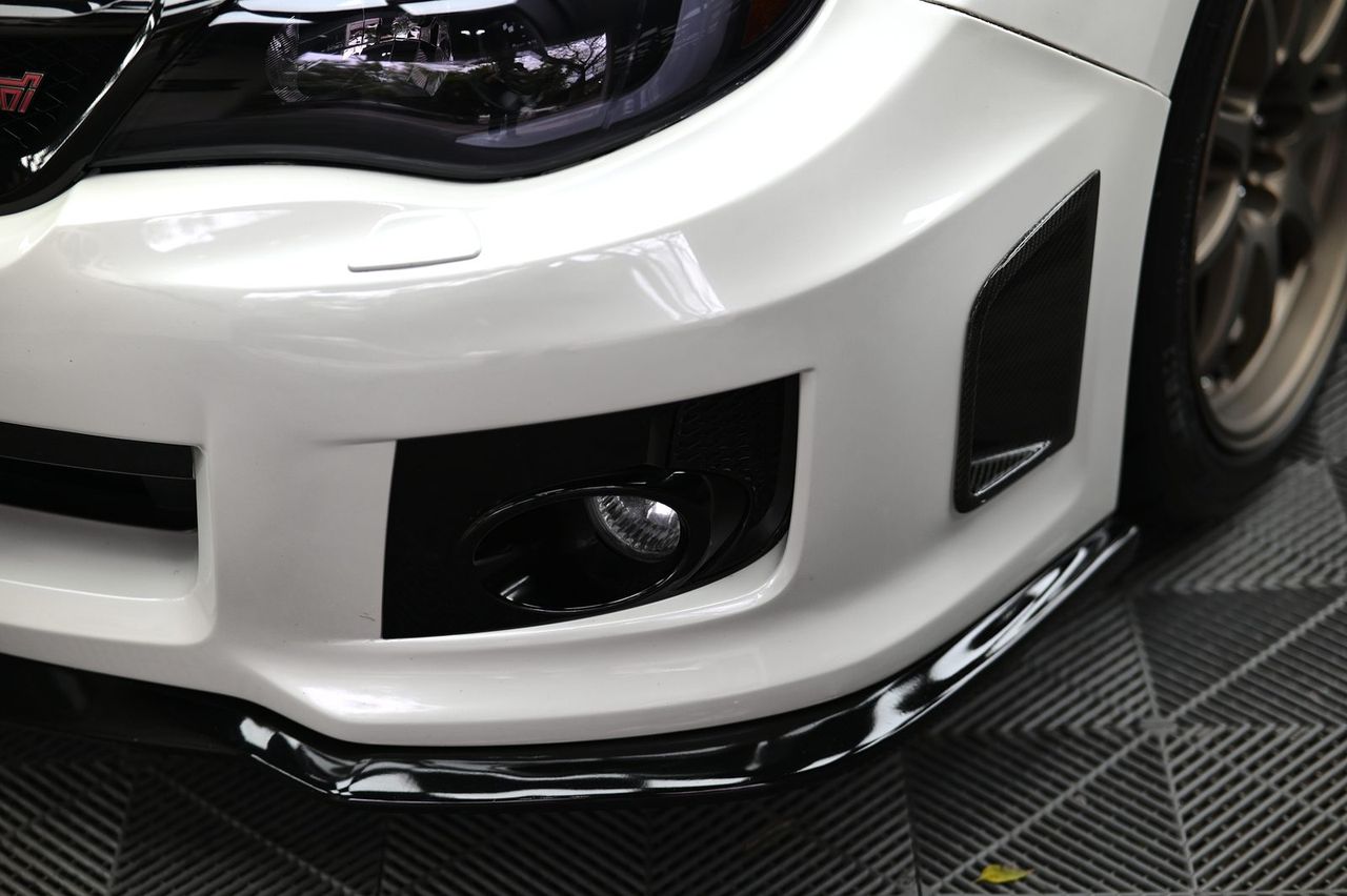 Subaru WRX STI 拋光與鍍膜完工與細節實拍 第 4 張（共 7 張）——捷匠淡水旗艦店施工實錄