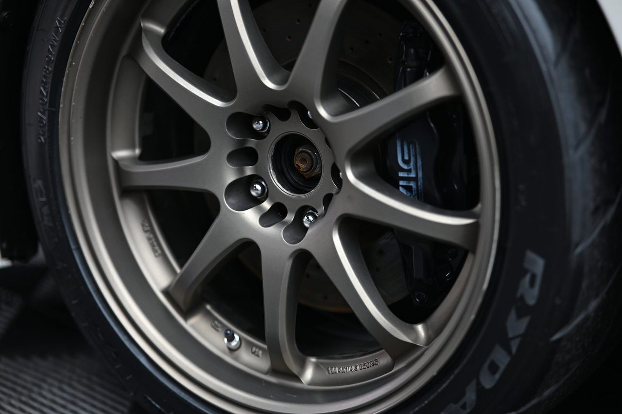 Subaru WRX STI 拋光與鍍膜完工與細節實拍 第 7 張（共 7 張）——捷匠淡水旗艦店施工實錄